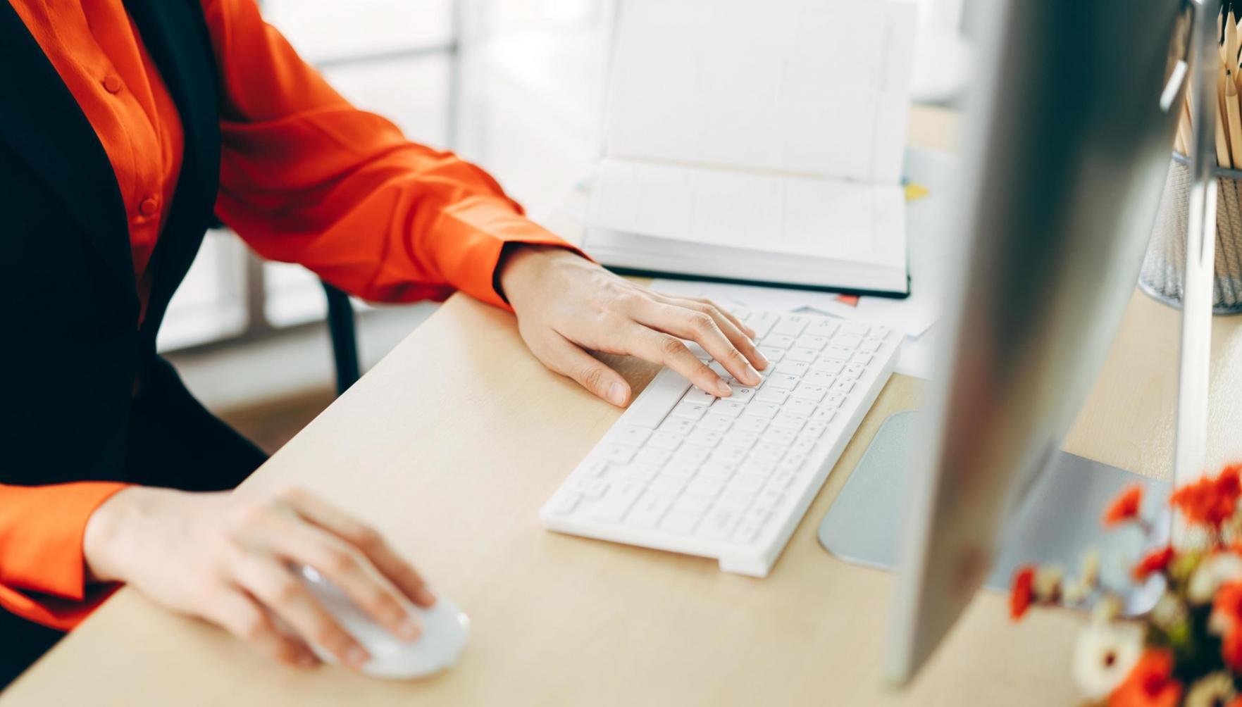 Formation et présentation de stratégies financières à une équipe dirigeante